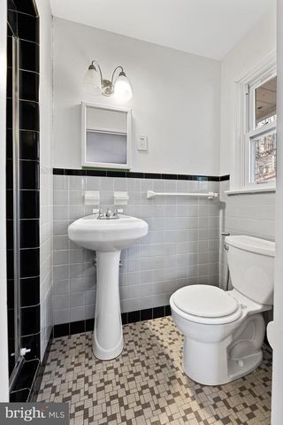 156 GYPSY LN, King Of Prussia, PA 19406