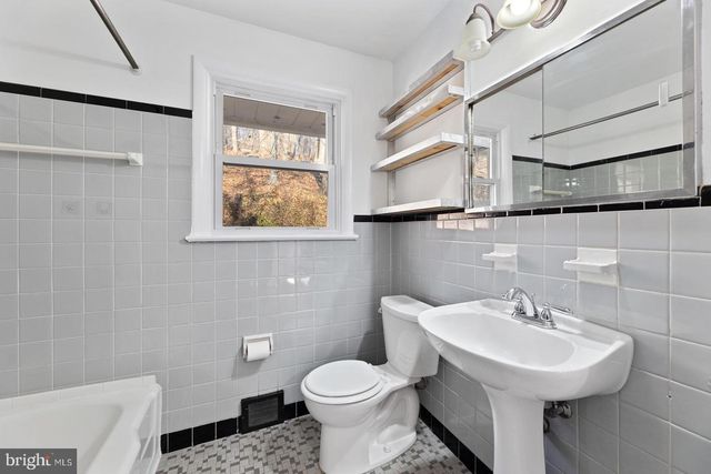 156 GYPSY LN, King Of Prussia, PA 19406