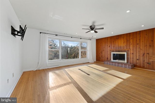 156 GYPSY LN, King Of Prussia, PA 19406