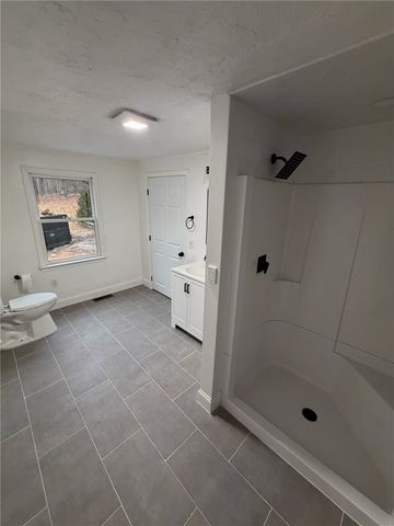 635 Iron Mine Hill Road, North Smithfield, RI 02896