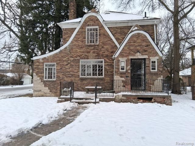 15530 Winthrop Street, Detroit, MI 48227