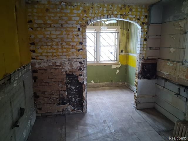 15530 Winthrop Street, Detroit, MI 48227