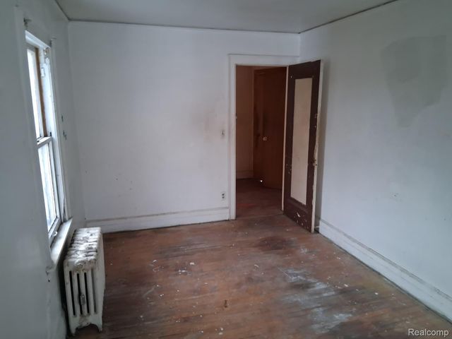 15530 Winthrop Street, Detroit, MI 48227