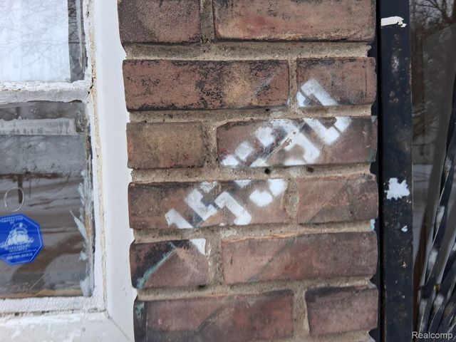 15530 Winthrop Street, Detroit, MI 48227