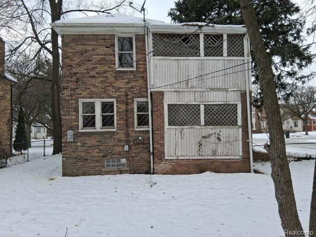 15530 Winthrop Street, Detroit, MI 48227