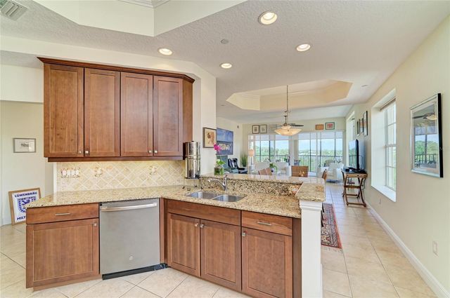 6482 WATERCREST WAY 404, Lakewood Ranch, FL 34202