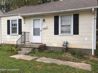 3813 Powell Ave, Louisville, KY 40215
