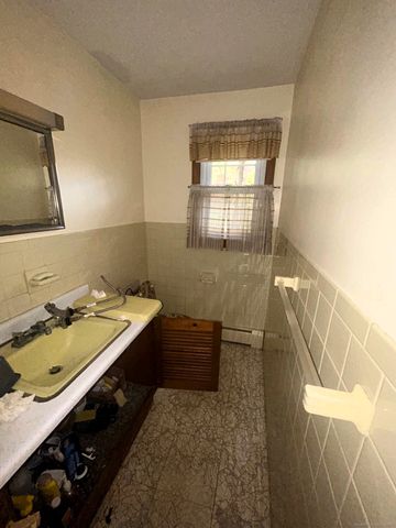 661 Allen Avenue, Meriden, CT 06451