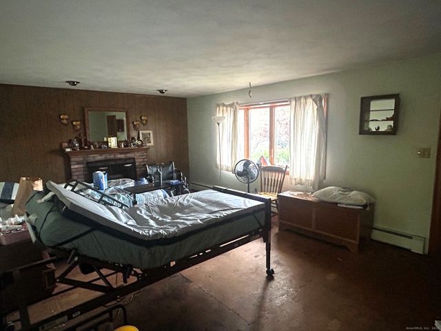 661 Allen Avenue, Meriden, CT 06451