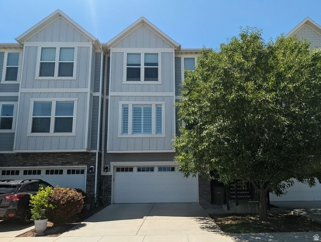 28 E YELLOW CLIFF DR, Draper, UT 84020