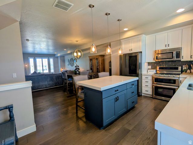 28 E YELLOW CLIFF DR, Draper, UT 84020