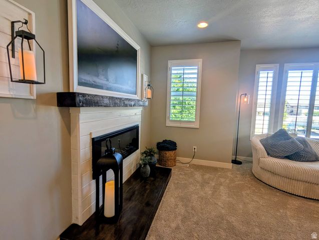 28 E YELLOW CLIFF DR, Draper, UT 84020
