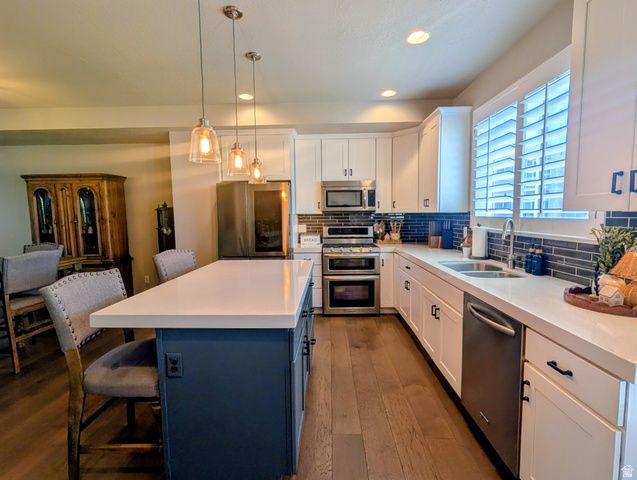28 E YELLOW CLIFF DR, Draper, UT 84020