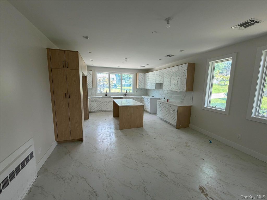 338 Lake Shore Drive 102, Monroe, NY 10950 — photo 4