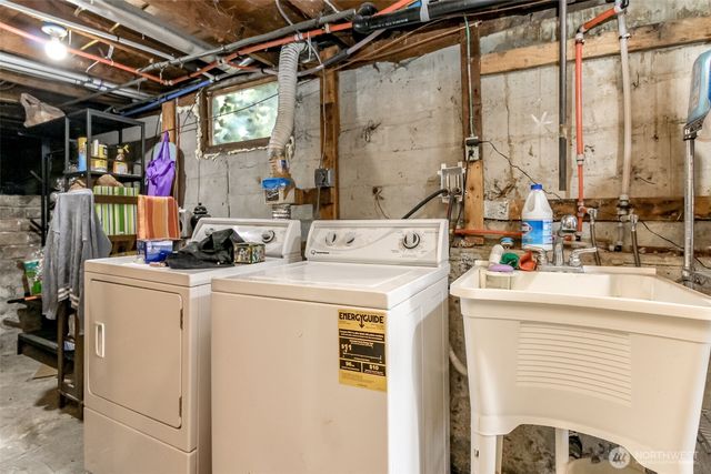 208 F Street SE, Auburn, WA 98002