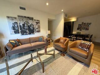 1110 S Spaulding Avenue 204, Los Angeles, CA 90019