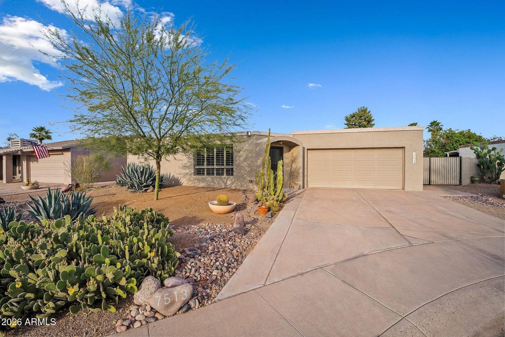 Image 2 of property listing at 7513 N VIA DE MANANA --, Scottsdale, AZ 85258