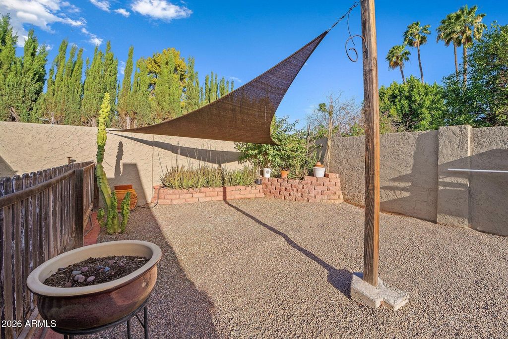Image 40 of property listing at 7513 N VIA DE MANANA --, Scottsdale, AZ 85258