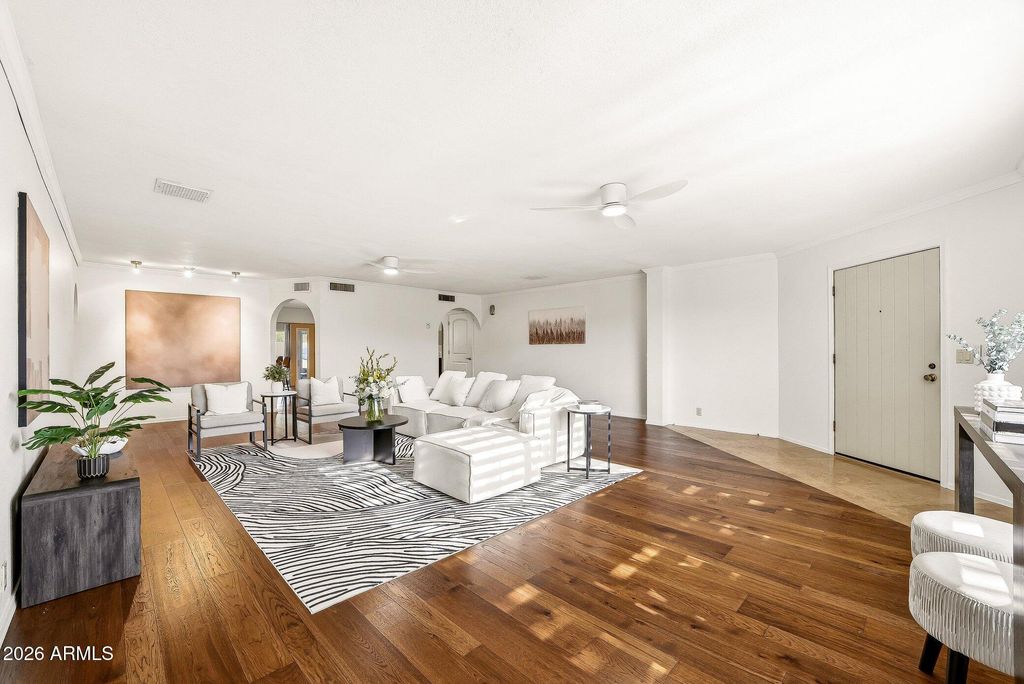 Image 8 of property listing at 7513 N VIA DE MANANA --, Scottsdale, AZ 85258