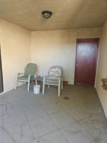 1657 Willow Avenue, Clovis, CA 93612