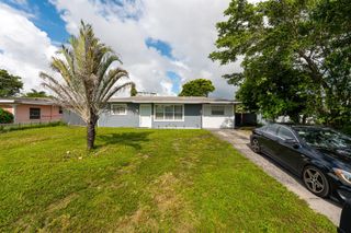 2051 NE 1st Avenue, Pompano Beach, FL 33060