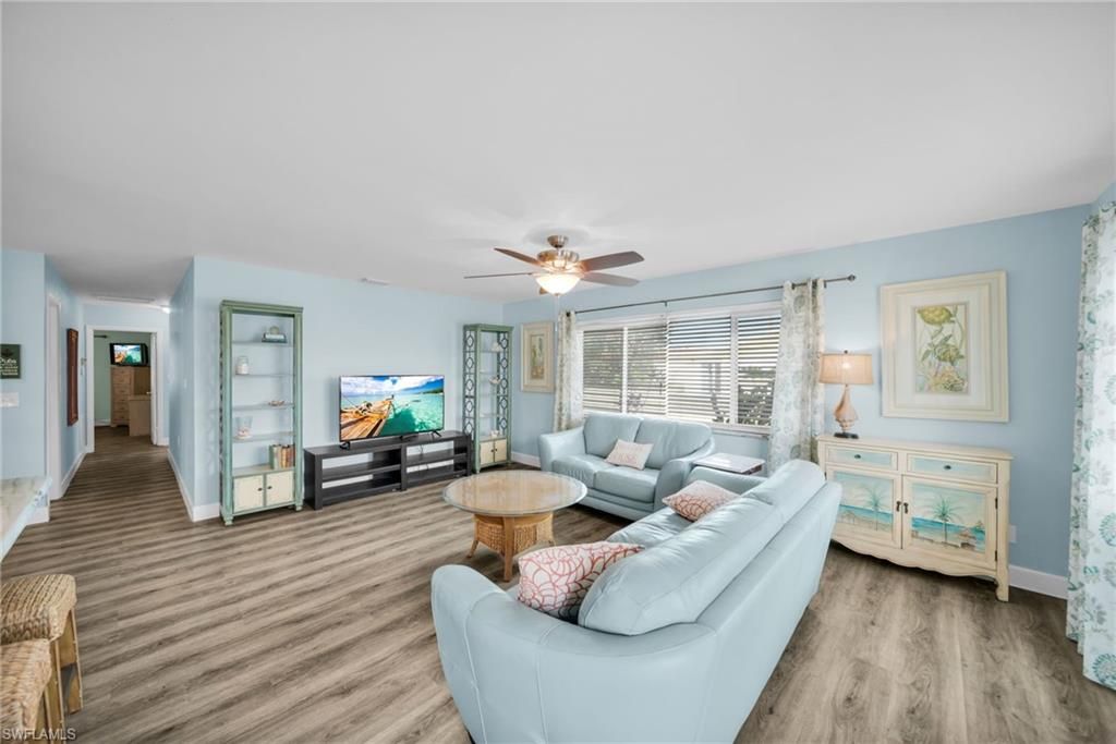 Image 3 of property listing at 5208 Wilmington CT, Cape Coral, FL 33904