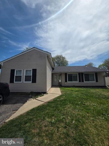 4 PRICE LN, Sicklerville, NJ 08081
