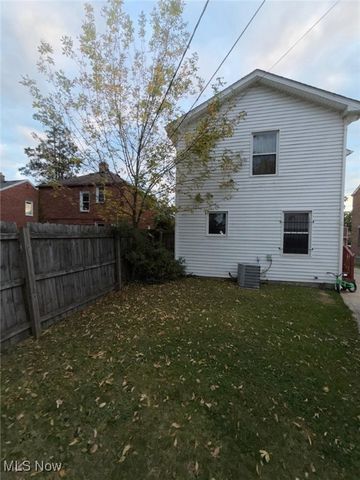 17511 Throckley Avenue, Cleveland, OH 44128