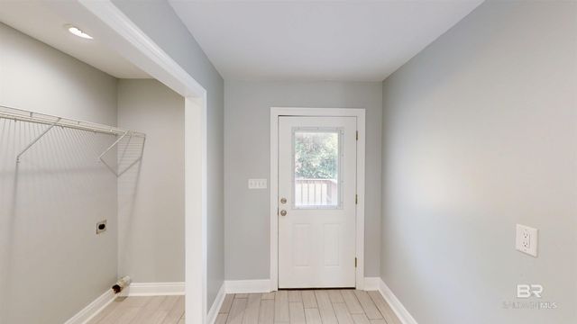 2454 Taylor Avenue, Mobile, AL 36606