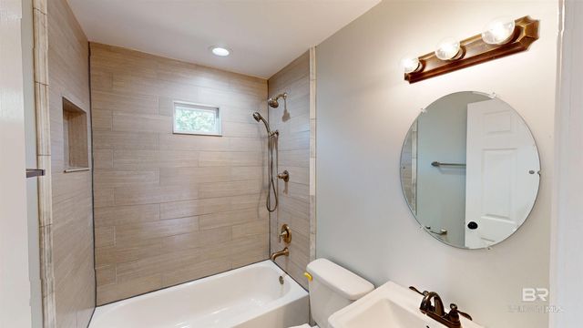 2454 Taylor Avenue, Mobile, AL 36606