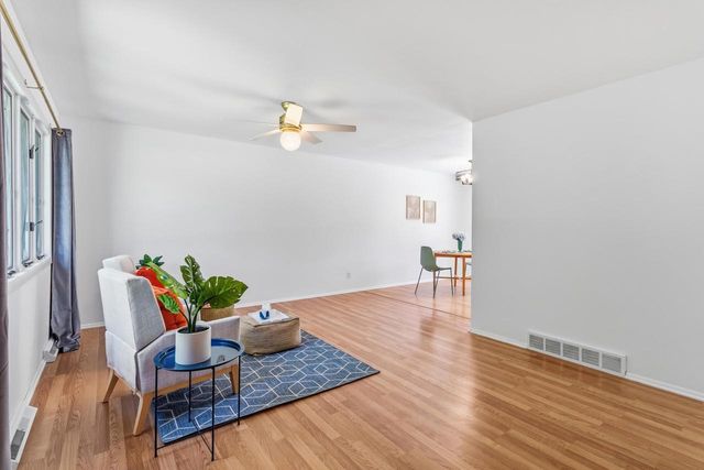 2002 Rae Lane, Madison, WI 53711