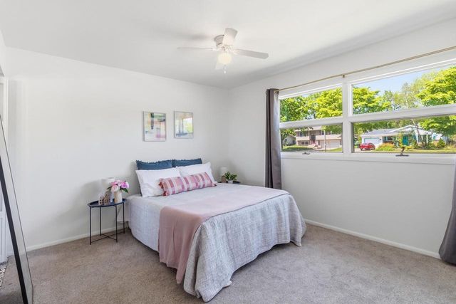 2002 Rae Lane, Madison, WI 53711