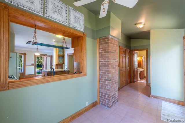 1459 W Cohoctah Road, Cohoctah, MI 48816
