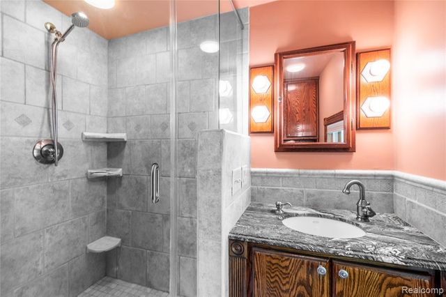 1459 W Cohoctah Road, Cohoctah, MI 48816