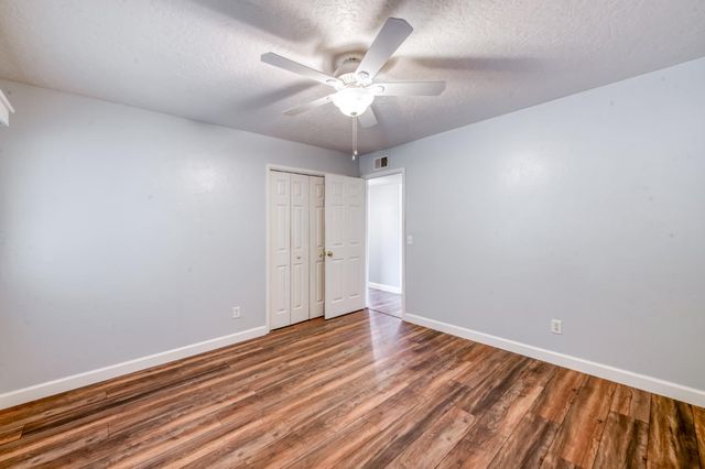 1524 Burl Avenue, Clovis, CA 93611