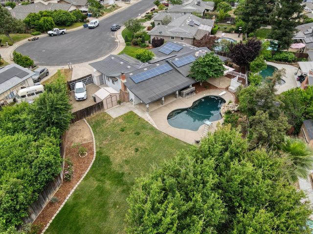 1524 Burl Avenue, Clovis, CA 93611