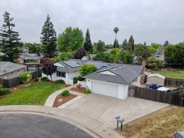 1524 Burl Avenue, Clovis, CA 93611