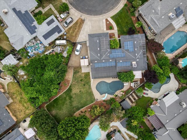 1524 Burl Avenue, Clovis, CA 93611