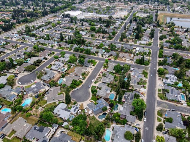 1524 Burl Avenue, Clovis, CA 93611