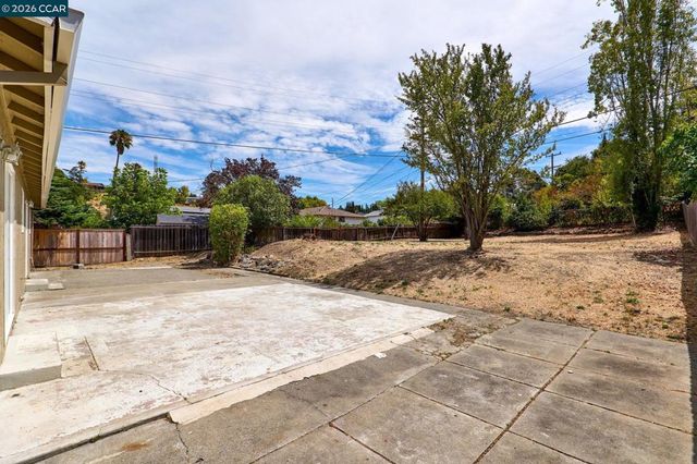185 Coleridge Dr, Vallejo, CA 94591