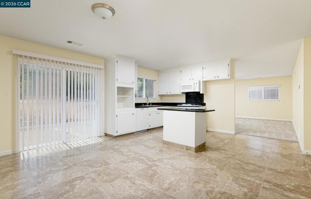 185 Coleridge Dr, Vallejo, CA 94591