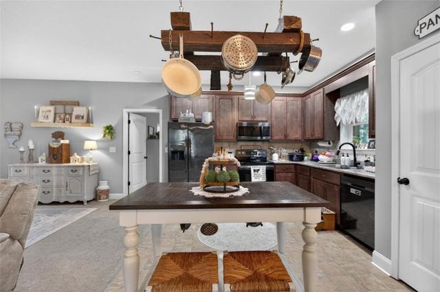 566 Bell Road, Dallas, GA 30157