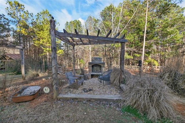 566 Bell Road, Dallas, GA 30157