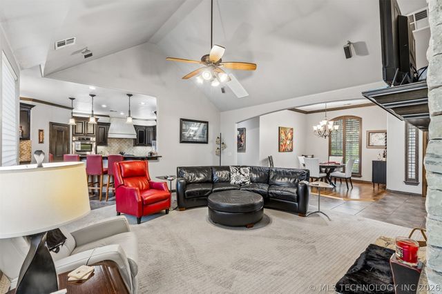 2901 Alyssum, Edmond, OK 73034