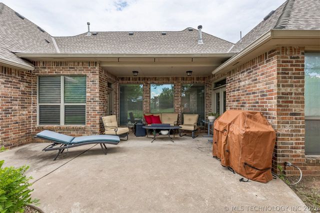 2901 Alyssum, Edmond, OK 73034