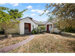 3022 Se RISLEY Ave, Milwaukie, OR 97267