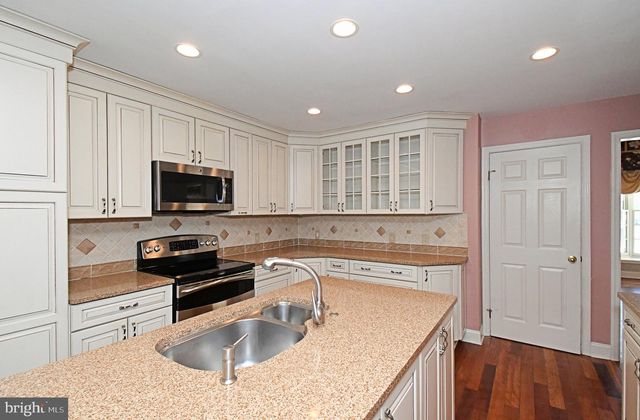 210 PINECREST LN, Lansdale, PA 19446