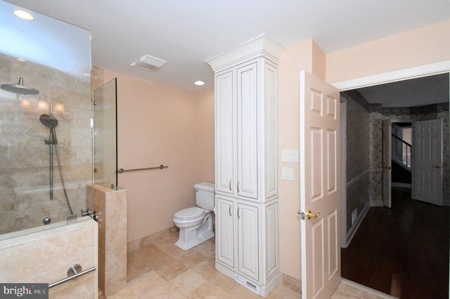 210 PINECREST LN, Lansdale, PA 19446