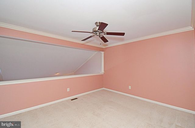 210 PINECREST LN, Lansdale, PA 19446