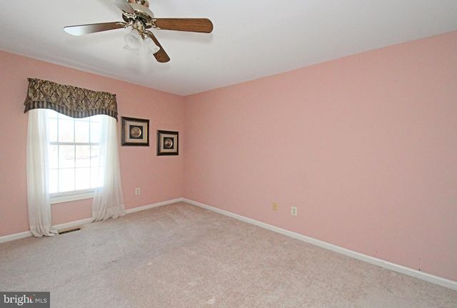 210 PINECREST LN, Lansdale, PA 19446